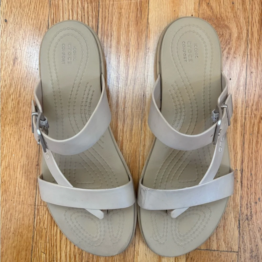 CROCS Women's Beige Strap Sandals - Picture 2 of 5